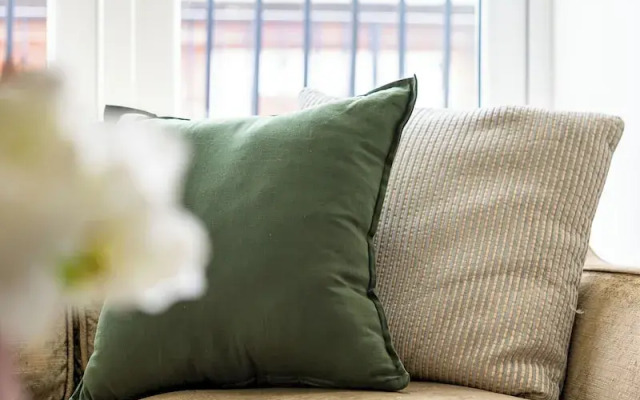 Picktheplace Kensington Lux Apartments