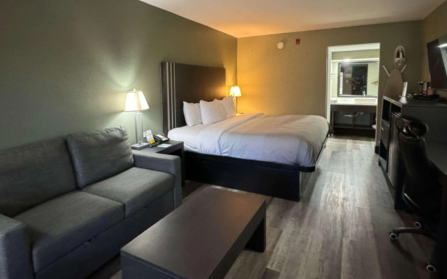 Quality Inn & Suites near Panama City Beach