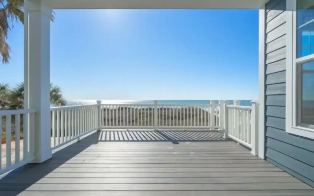 Baileys Blue Ocean View