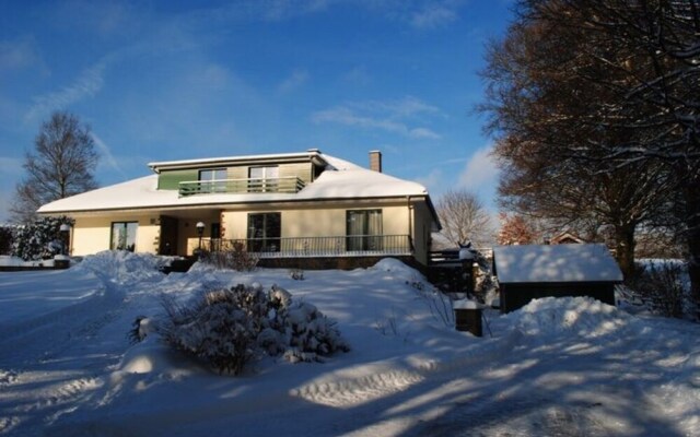 Villa in Robertville Near Town Center