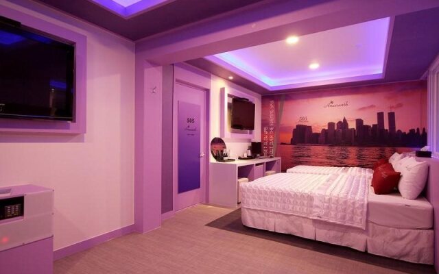 Amaranth Tourist Hotel