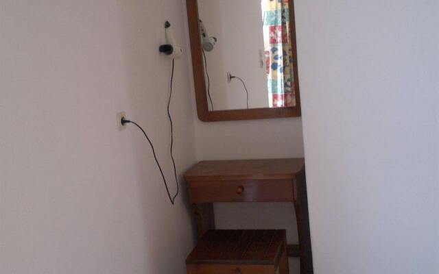 Fania Apartments
