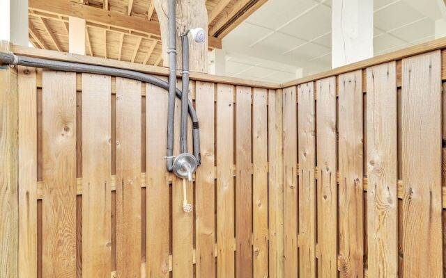 The Sandcastle 4 Bedroom Home by RedAwning