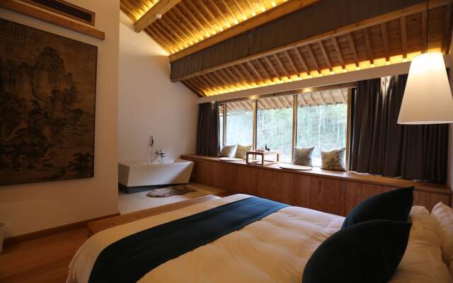 Anji Valley House Hotel