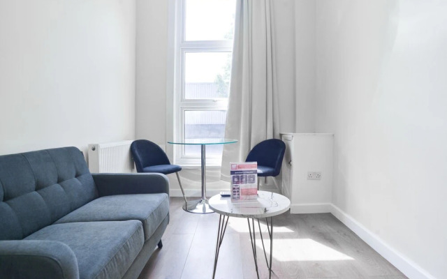 Studio Apartment In Euston