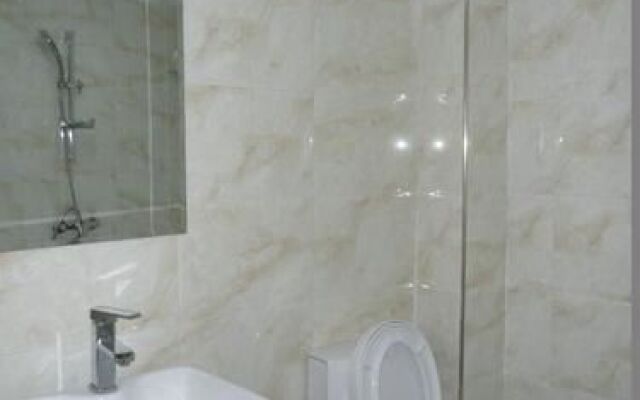 Yibai Express Hotel