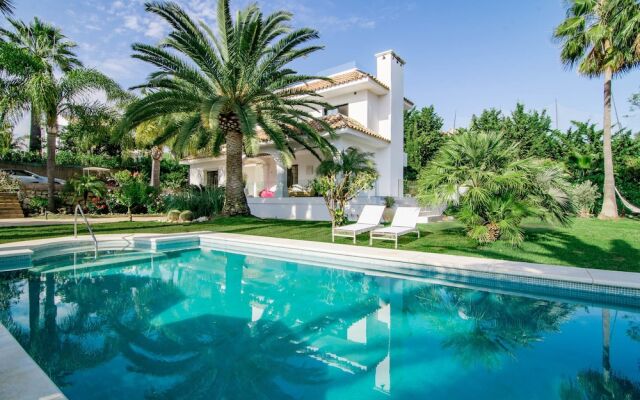 LNO-Luxury 4 bedroom Villa Los Naranjos