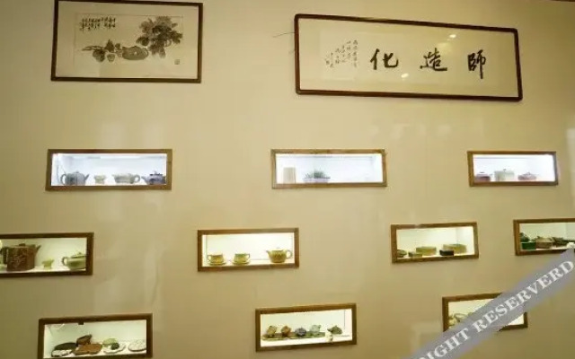 Taohuayuan Hostel