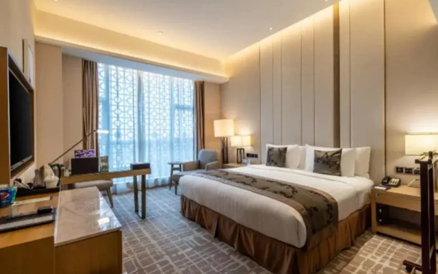 Days Hotel By Wyndham Chongqing Liangping