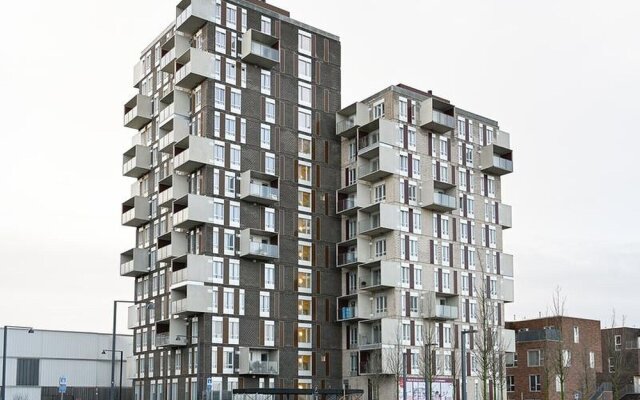 Modern and Bright Apartment Near Metro Station in Copenhagen Ørestad