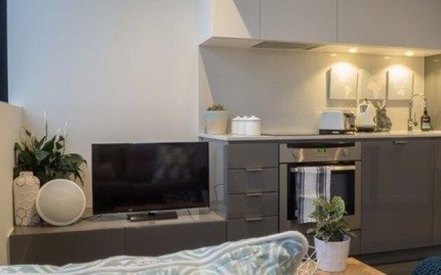 LittleStay Collection - Swanston