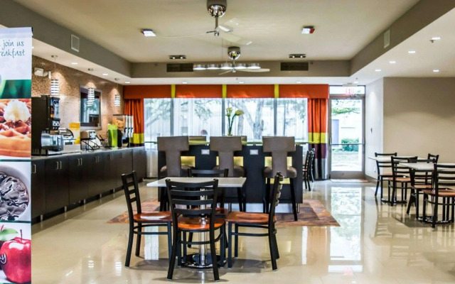 Quality Suites Fort Myers I-75