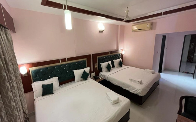 Chandra Royal Inn