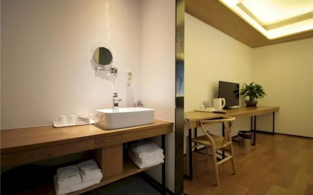 Xiamen Haibian Hotel