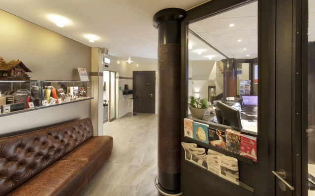 Alexander Guesthouse