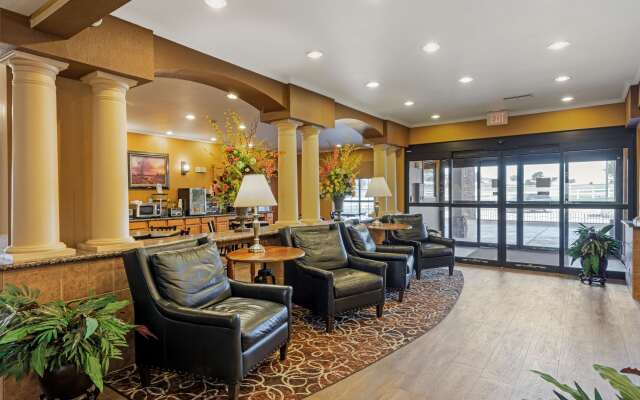 Best Western Plus Red River Inn