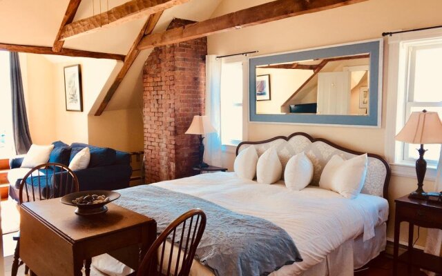 Treadwell Inn