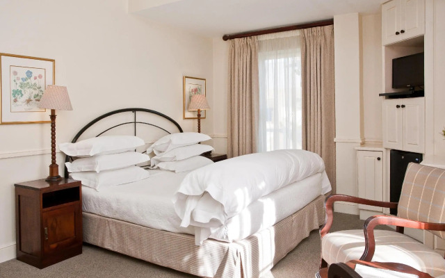 Queen’s Hotel by BON Hotels