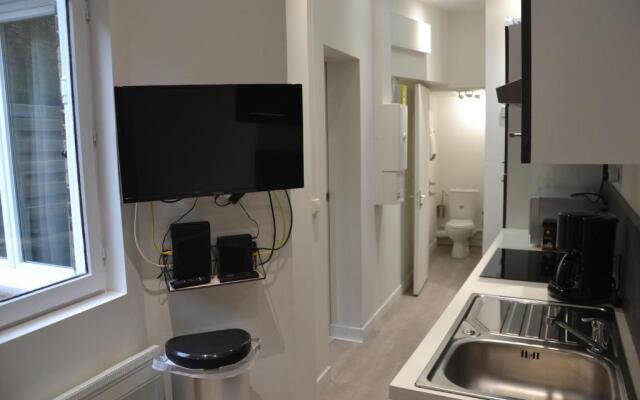 Petit T2 hypercentre avec terrasse privée