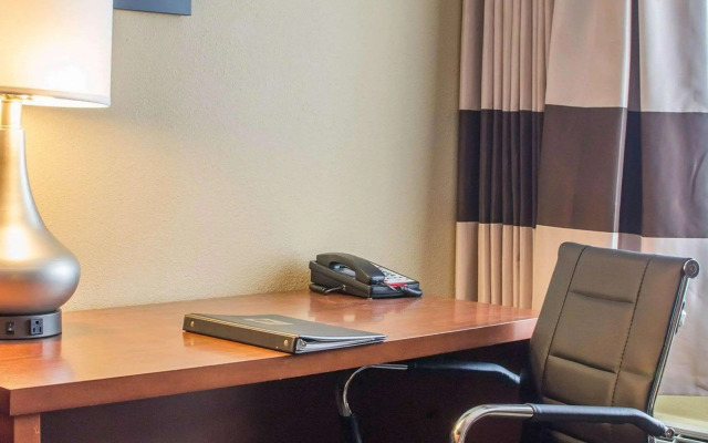 Comfort Inn Mayfield Heights Cleveland East