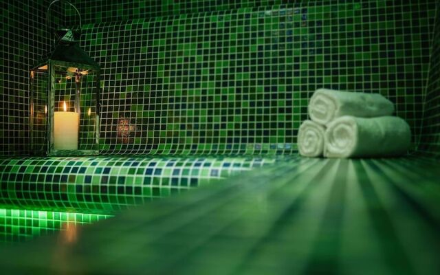 Best Western Plus Hotel De La Cite Royale