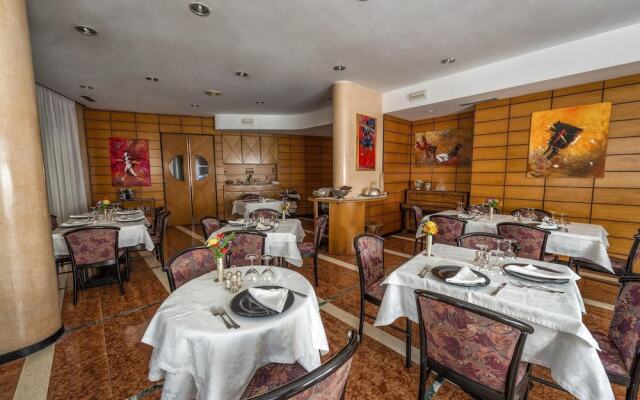 Hotel Drago