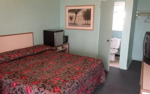 New Sea Breeze Motel