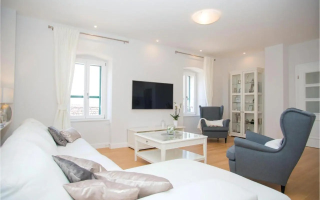 Three-Bedroom Holiday Home in Imotski