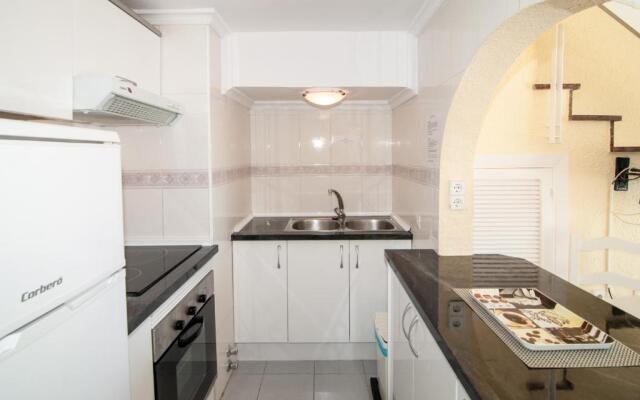 Skol 911A by Completely Marbella