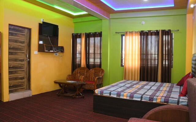 Hotel Mountain View And Rooftop Restaurant