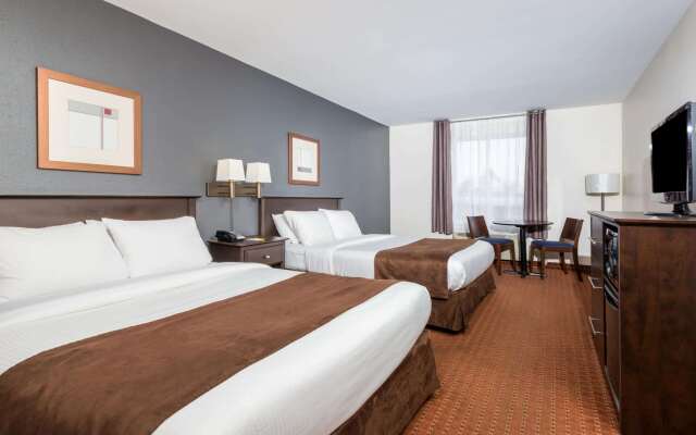 Super 8 by Wyndham Quebec City