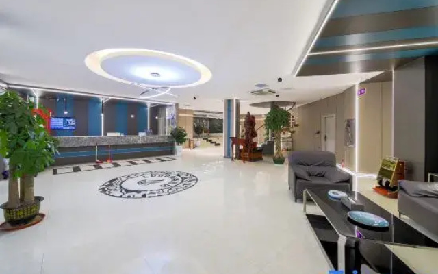 Yilong Ruiyun Hotel (Shangqiu Xiaqiu Changshou Avenue)