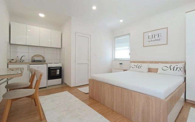 Apartment Exclusive