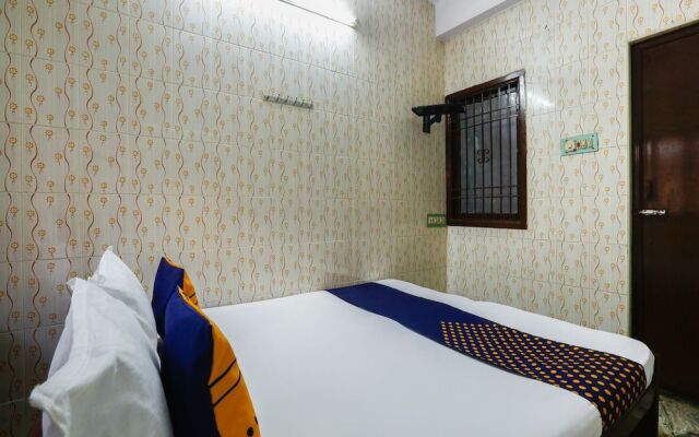 Spot On 49026 Ams Guest House