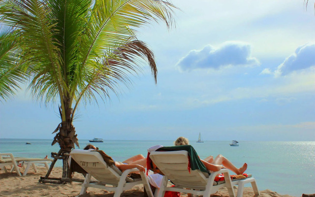 Peace Paradise Beach Resort