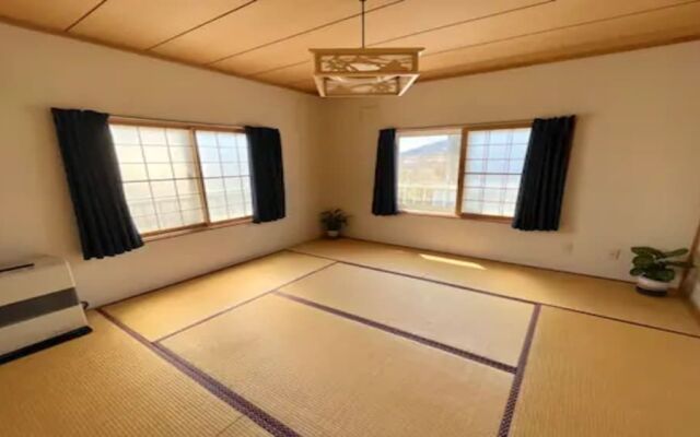 Holiday House Toya