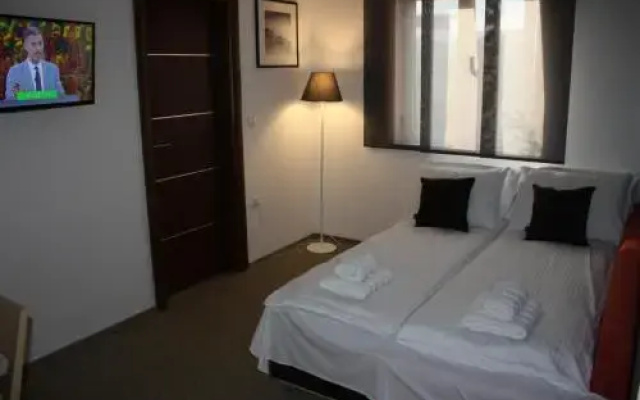 Aura Residence