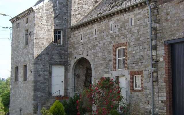 Villa in Filot With Indoor Pool