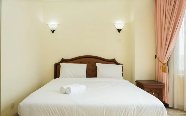 The Classic 2br Beverly Tower Apartment