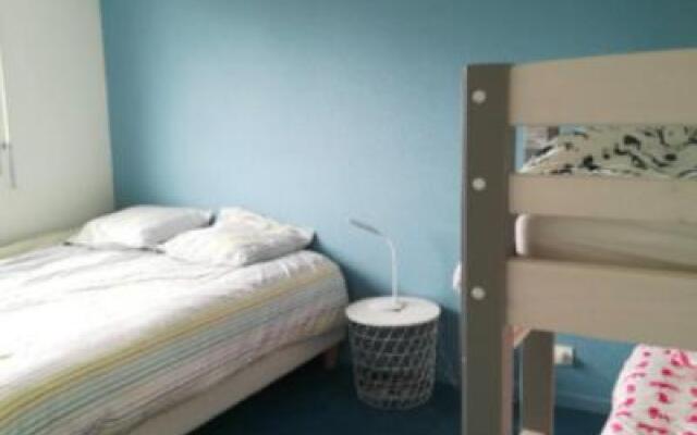 Appart 4 pers avec balcon et parking proche plage