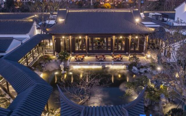 Zhoushan Green City Rose Garden Taoyuanli Hotel