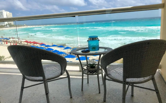 Salvia - Beachfront Studio