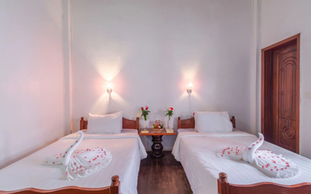 Five Rose Siem Reap Hostel