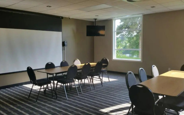 Super 8 Mont Laurier