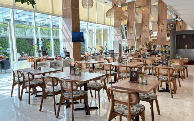 Cordela Hotel Senen