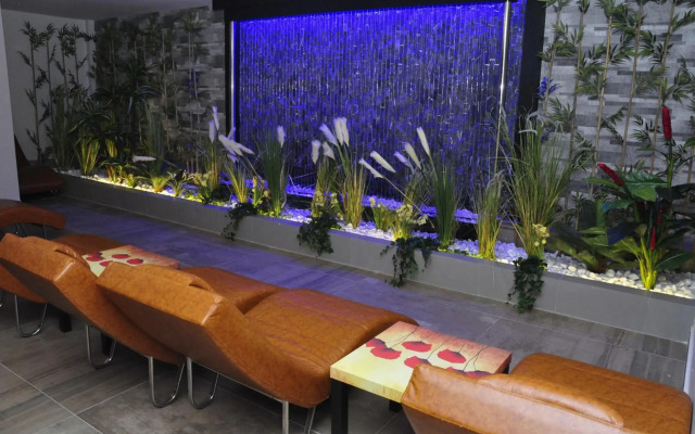 Grand Asya Hotel