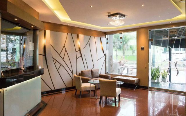 Hotel Las Lomas