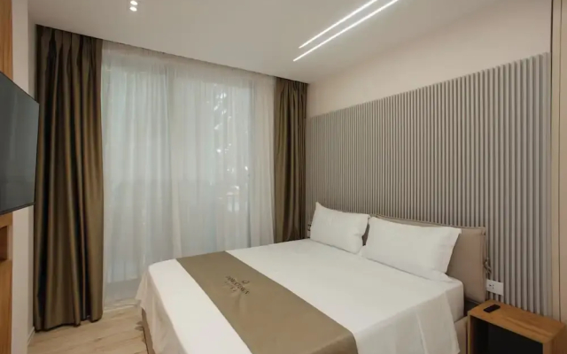 DownTown Hotel