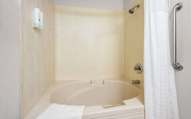 Quality Inn Ironwood