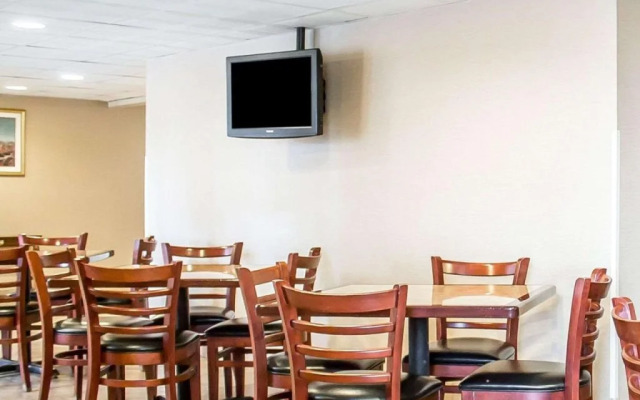 Days Inn Dunmore-Scranton